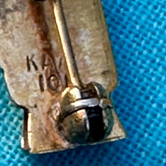 3 Vintage Gold  & Enameled Pins Signed KAAG 10K with Gemstones "A" & Wings Motif - Picture 9 of 13